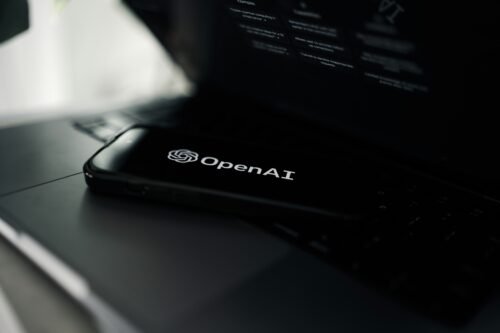 OpenAI presenta su nueva identidad visual más humana